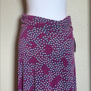 Small LulaRoe Heart Maxi Skirt